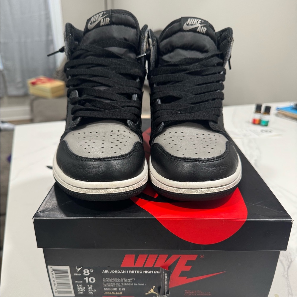Jordan Retro 1 Shadow